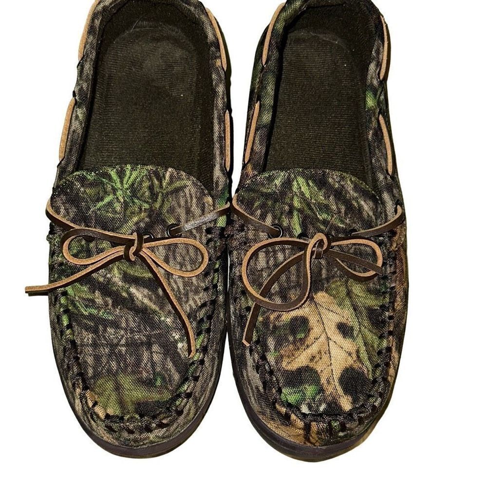Puritan Ladies Size S (7-8) Green Camo Slip-On Flats Comfort Footwear